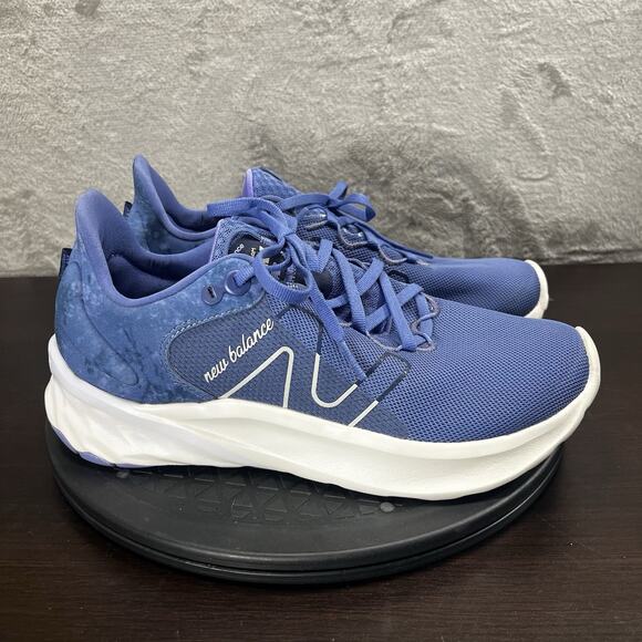 New Balance Womens Size 9.5B Fresh Foam Roav V2 Blue Running Lace Up Shoes - Picture 1 of 10